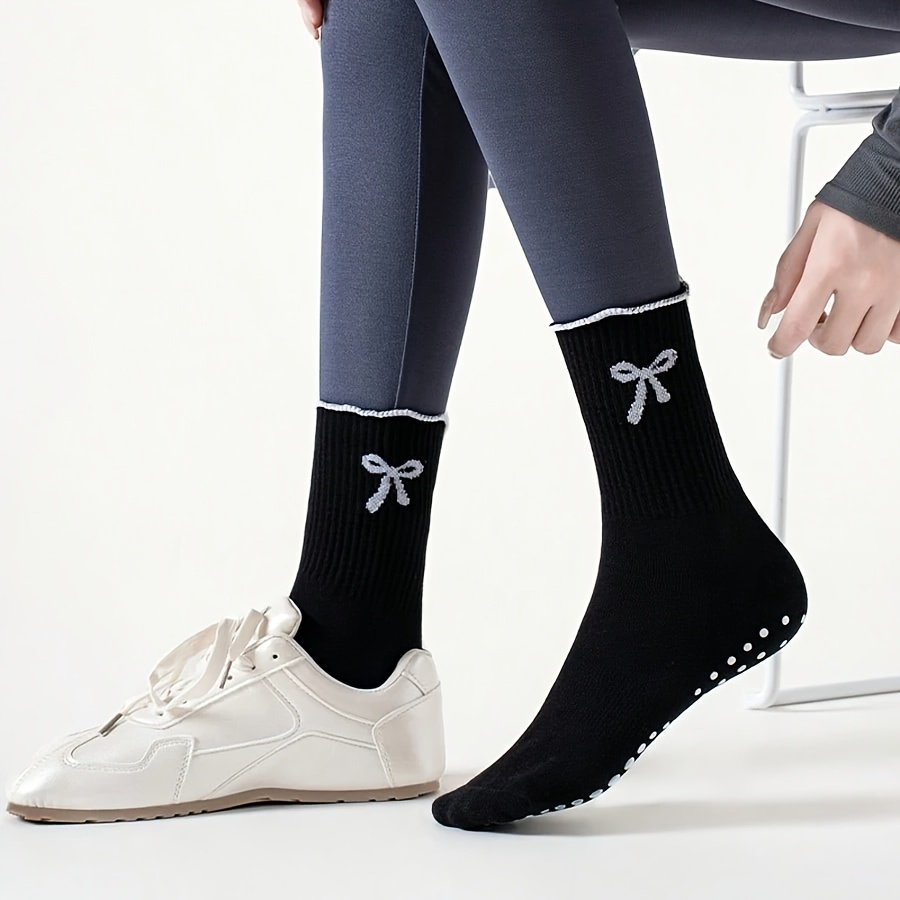 Black long tube sports socks w - Pilates Yoga Youtube ulasan dan harga
